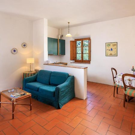 Agriturismo Fattoria Di Sommaia Calenzano Bagian luar foto